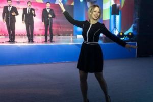Zakharova învaţă greu şi uită repede. Armăsar rusesc, din ţânţarul rachetei NATO