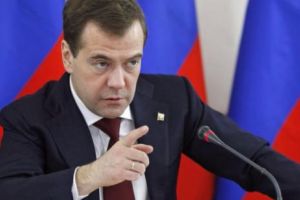 Medvedev: Sancţiunile SUA reprezintă o declaraţie de război economic 