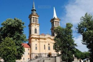 Pelerinaj la bazilica Maria Radna si biserica din Ciclova Montana. Sunt asteptati mii de credinciosi