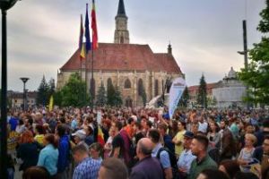 Mii de clujeni ies în stradă vineri: ”Din Piata Unirii, alaturi de Diaspora in 10 August”