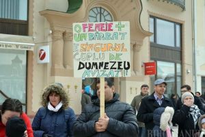 Votezi sau boicotezi? Sâmbătă şi duminică e programat 