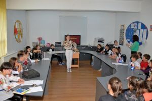 Ziua Europeană a Limbilor Străine sărbătorită la Școla Gimnazială ,,Prof. Paul Bănică”