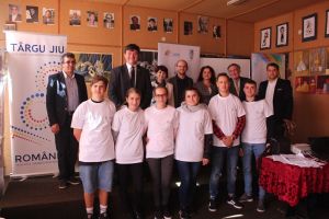 Primul Seminar Interactiv în cadrul Proiectului ADERă  la Centenarul Marii Uniri cu Tinerii Târgujieni