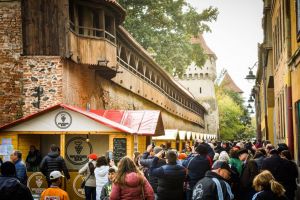 Vinuri de soi şi festin culinar ”presărat” cu concerte de jazz în weekend. Poftiţi la VINFEST