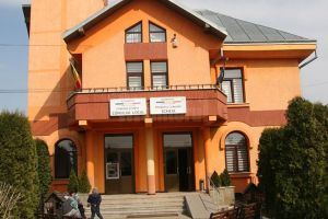 Acuzată fără probe că s-a îmbogăţit nejustificat cu 50. ...