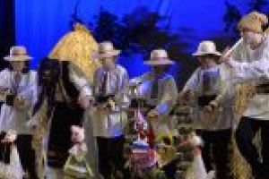 Spectacole în weekend, la Teatrul Colibri:  Punguţa cu doi bani şi Povestea celor trei purceluşi