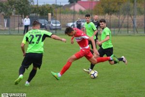 CSM Lugoj – CS Ocna Mureş 1-1 la pauză, în derby-ul suferinţei din Seria a 4-a