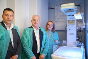 Maternitatea Urziceni, una dintre maternităţile pe care Salvaţi Copiii le dotează cu aparatură medicală vitală prematurilor