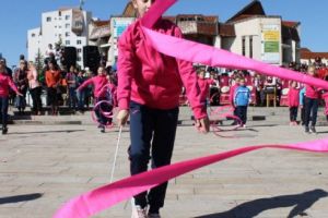 GALERIE FOTO: Ziua Mondială a Educaţiei sărbătorită de elevi şi fanfare