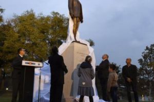 REVOLTĂTOR. Monumentul unui grof, părinte al revizionismului în Transilvania, inaugurat în Ungaria