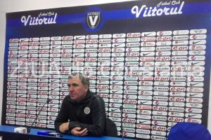 El crede ca poate sa joace fotbal doar cu talentul“: Gica Hagi, suparat. Un jucator nu mai face parte din lotul primei echipe