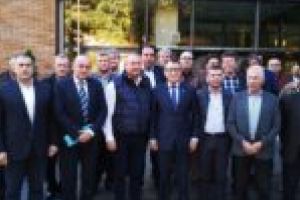 Vicepremierul Paul Stănescu, la Herculane, cu susţinătorii moţiunii anti Dragnea! Cu toţi „greii” din PSD Caraş-Severin [VIDEO]