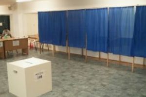 Referendum: S-au deschis sectiile de votare din Maramures