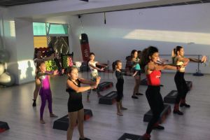 Workshopuri susţinute de coregrafi cunoscuţi, la Suceava