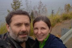 Referendum pentru familie. PUTEREA CREDINŢEI ne aduce în prim-plan un cuplu care călătoreşte peste 10.000 de kilometri pentru a vota