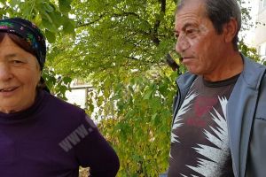 ȘELARU: Soţ şi soţie, cu preotul către referendum! Familia lor uşor confuză, rămâne tradiţională!