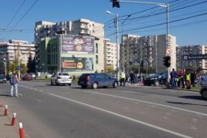 Accident la Kaufland Mănăştur. Trei maşini au fost implicate FOTO