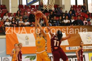 Imagini de la eveniment: Baschetbalistele de la Phoenix - Stiinta Constanta, debut cu dreptul in Liga Nationala (galerie foto)