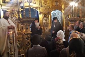 Arhiepiscopul Tomisului, IPS Teodosie: “Să mergem să votăm pentru familia aşa cum a întemeiat-o Dumnezeu, bărbat şi femeie. Este singurul vot nepolitic”