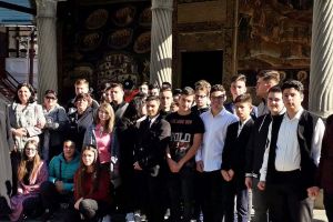 Elevii Seminarului Teologic „Sfântul Nicolae” în pelerinaj la mănăstirile vâlcene