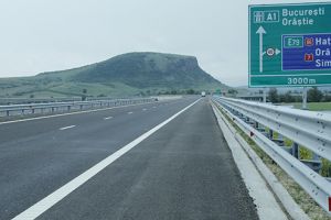 Autostrada se închide pe 10 octombrie. Poate, de data asta, CNAIR vorbeşte serios