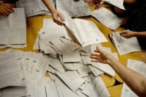 Referendum 2018: Secţiile de votare pentru referendumul privind revizuirea Constituţiei s-au închis; in Teleorman, prezenta la vot a fost de 20,40% pana la ora 19.00