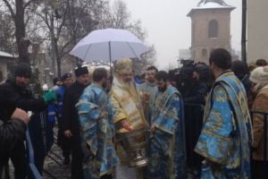 Mesajul Patriarhiei după Referendumul eşuat: îndeamnă la unitate şi apărarea familiei “binecuvântate de Dumnezeu”