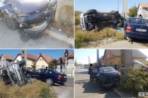 FOTO, VIDEO. Accident în cartierul Bărăbanţ din Alba Iulia: O maşină s-a răsturnat, iar alta s-a izbit de un stâlp de electricitate