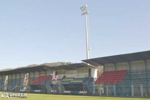 FOTO: în continuare, modernizări pe Stadionul “Minaur” din Zlatna! 1000 de scaune în tribuna întâi şi pregătiri pentru meciuri internaţionale