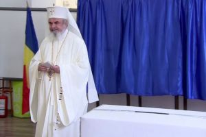 Prima reacţie a Patriarhiei după eşecul referendumului pentru familie