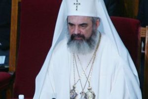 PATRIARHIA ACUZĂ: Eşecul REFERENDUMULUI, cauzat de „ASOCIEREA cu Liviu DRAGNEA”