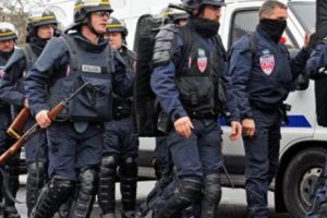 Atac ARMAT într-un BAR. Un bărbat a MURIT. POLIȚIA este în ALERTĂ. 