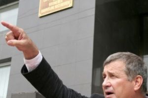 Declaraţii explozive. A venit cu Biblia în direct