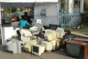 Acţiune de colectare a deşeurilor la Deva