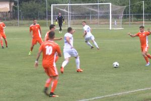 Victorie în faţa ultimei clasate pentru Energeticianul