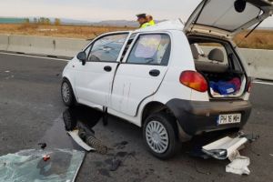 Accident mortal pe DN1, la Baicoi. Doua femei si-au pierdut viata intr-un Matiz FOTO GALERIE