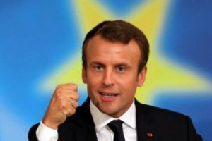 Cine îl OPREŞTE pe Macron? Mai nou se crede  „Un REGE atotputernic”   