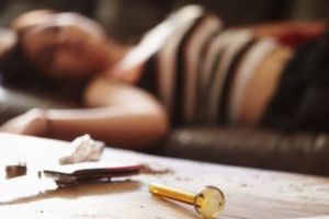 Un drog de mare risc introdus recent în România face ravagii printre tineri. Avocatul Poporului s-a sesizat din oficiu
