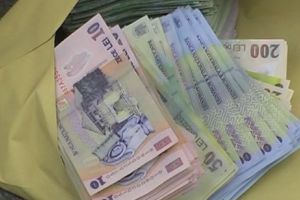 Guvernul a decis! Ei sunt bugetarii care vor primi 15% la salariu din această lună
