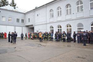 Topliţa – exerciţiu de alarmare publică şi exerciţiu trimestrial la o unitate de învăţământ