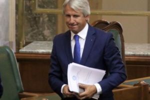 Veste BUNĂ pentru milioane de români: Teodorovici a anunţat ce se întâmplă cu salariile