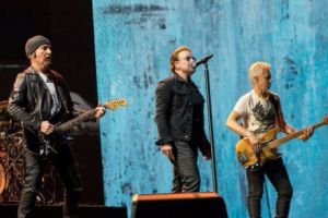 Celebra formaţie U2 afoloseşte IMAGINI cu PROSTESTELE de la Bucureşti, în concerte | VIDEO