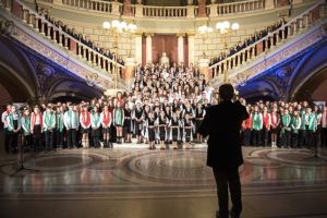 Spectacol coral de excepţie. 300 de copii vor cânta la Gala Centenar Cantus Mundi Braşov
