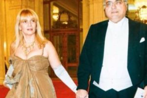 LOVITURA lui Alexander Adamescu. Mama vitregă, la un pas să fie REȚINUTĂ. Percheziţii de amploare la FIRMELE controlate de Carmen Palade. Prejudiciu de ZECI DE MILIOANE. UPDATE