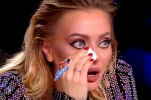 În SHOWBIZ totul este posibil! RĂZBOI pe o SUMĂ URIAȘĂ între Delia şi Smiley