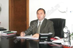 Directorul Penitenciarul Găeşti, acuzat de abuz în serviciu. A fost sesizată comisia de disciplină