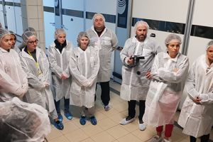 MasterChefi din Franţa şi Portugalia, în vizită la AVIS 3000 (Galerie FOTO)