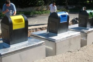 Licitaţie pentru containere îngropate