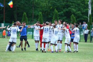 Finalistele din sezonul trecut se întâlnesc în sferturi