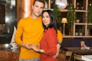 Jurnaliştii Emma Zeicescu şi Claudiu Popa, PUŞI sub ÎNVINUIRE de DIICOT pentru DEŢINERE şi CONSUM de DROGURI